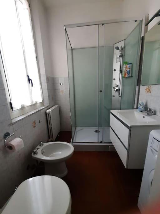 Appartamento Vicino Ospedale Con Self Check-In Парма Экстерьер фото